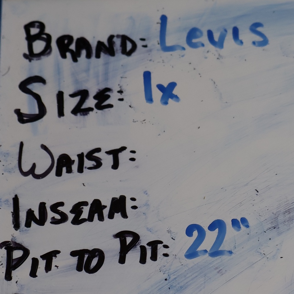 Levi's T - Picture 5 of 5